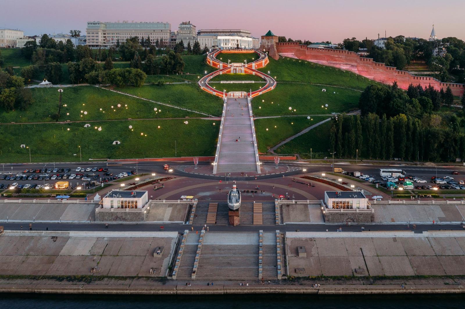 Чкаловская лестница