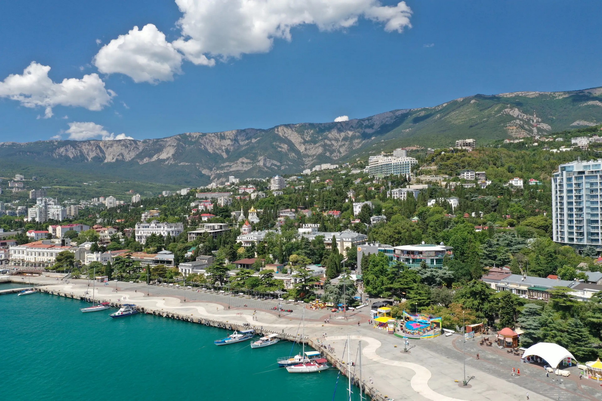 Ялта: дворцы и Ай-Петри